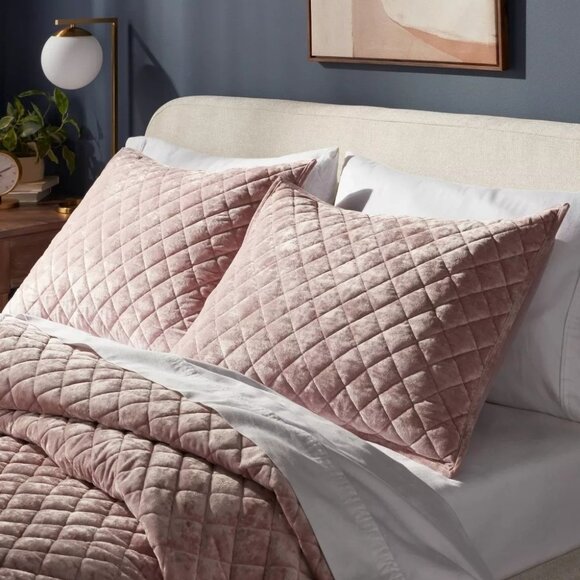Threshold Mauve Pink Diamond Stitch Velvet Standard Pillow Sham 20" x 26" Copy - Picture 4 of 7